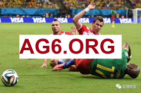 布劳恩：哈登和米切尔轮流接管了比赛，防守他们很吃力